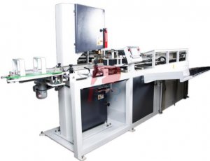 Toilet tissue paper rolls band saw cutter